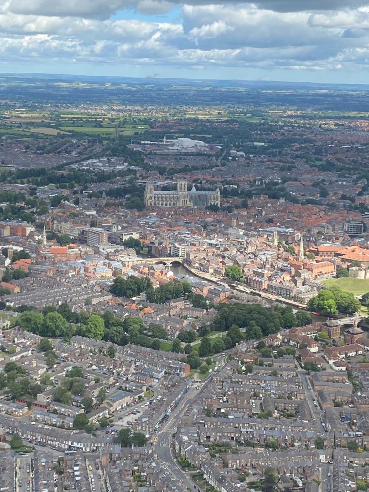 45 minute emmerdale and york helicopter sightseeing tour