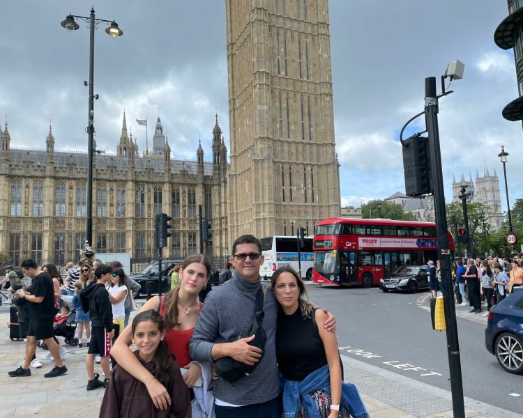 royal family and changing of the guard walking tour in london