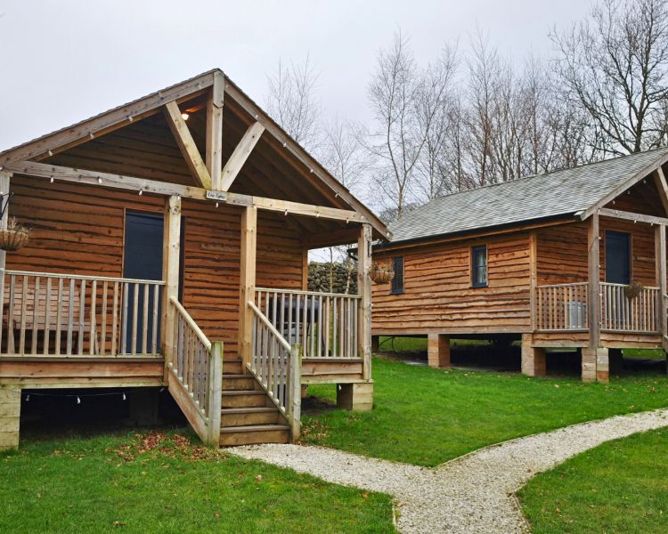 How stean log cabins
