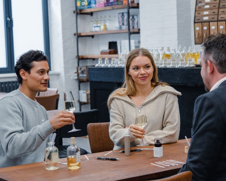 Perfume making experience with champagne