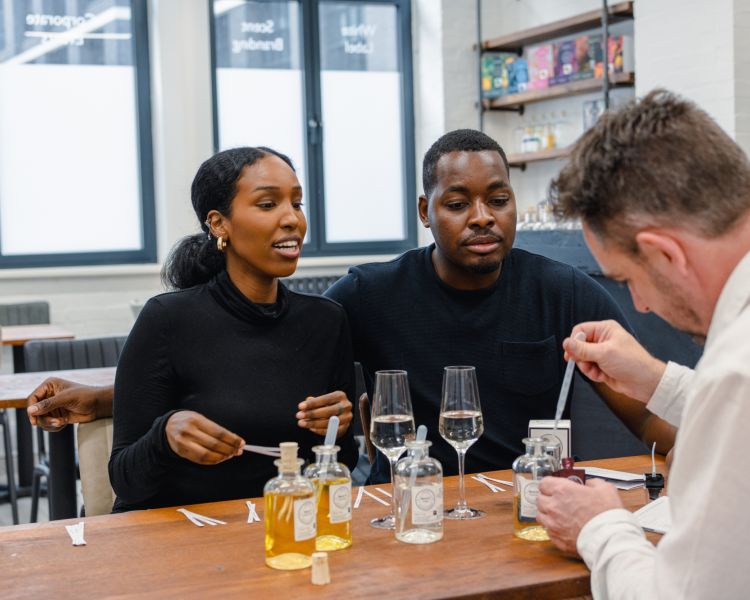 Watching perfumer on perfume making experience