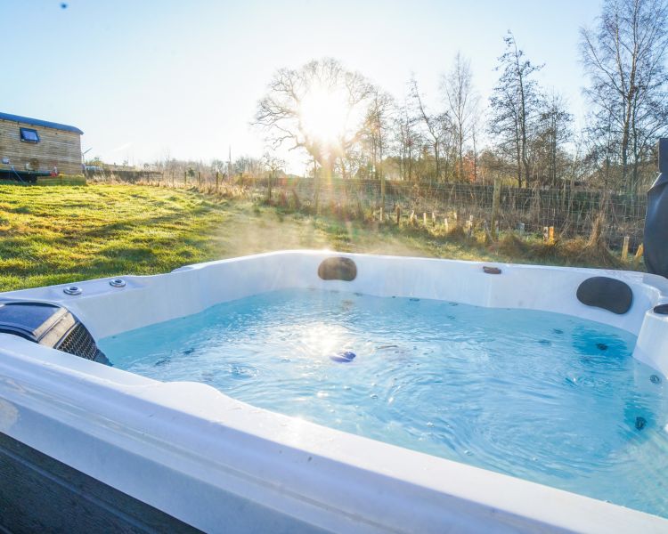 Shepherd hut hot tub