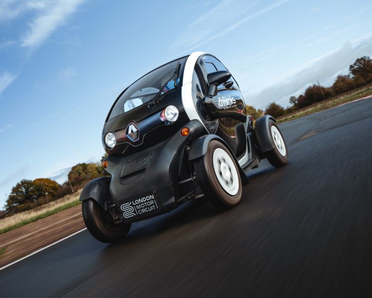 twizzy single seater lap challenge on track