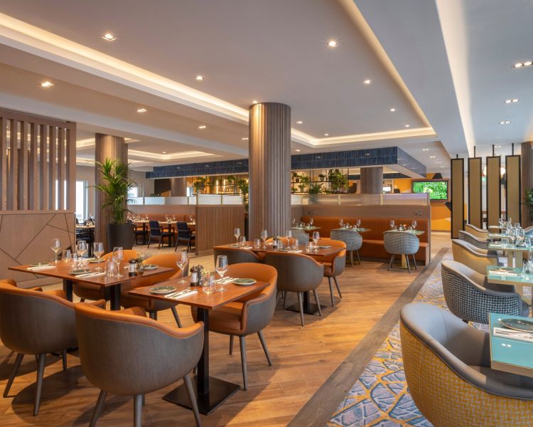 Maldron hotel restaurant in brighton