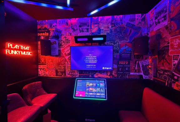 Karaoke booth