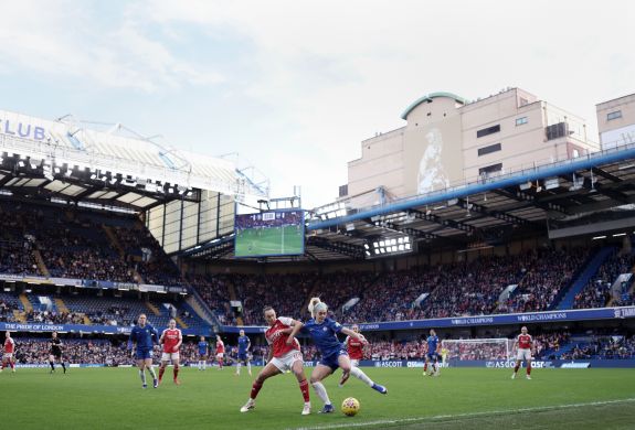 Ellie carpenter with possession of ball during match at stamford bridge