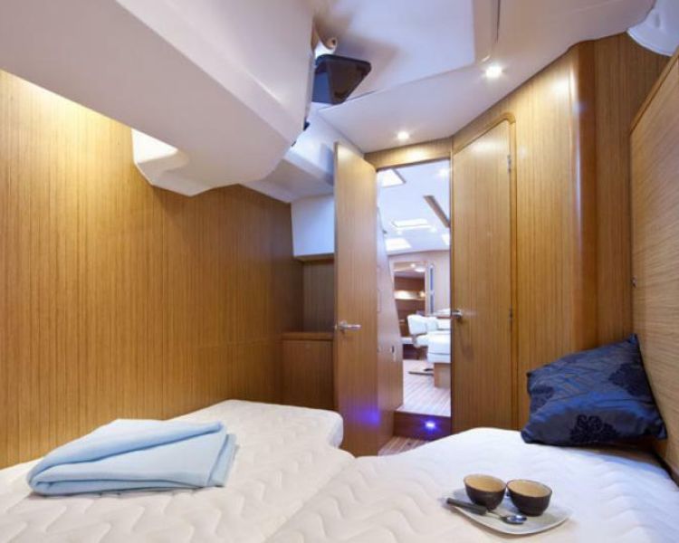 Spook aft cabin