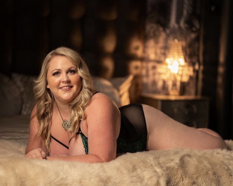 boudoir portrait photo experience
