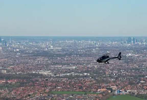 35 minute london sightseeing helicopter flight for two with champagne 16