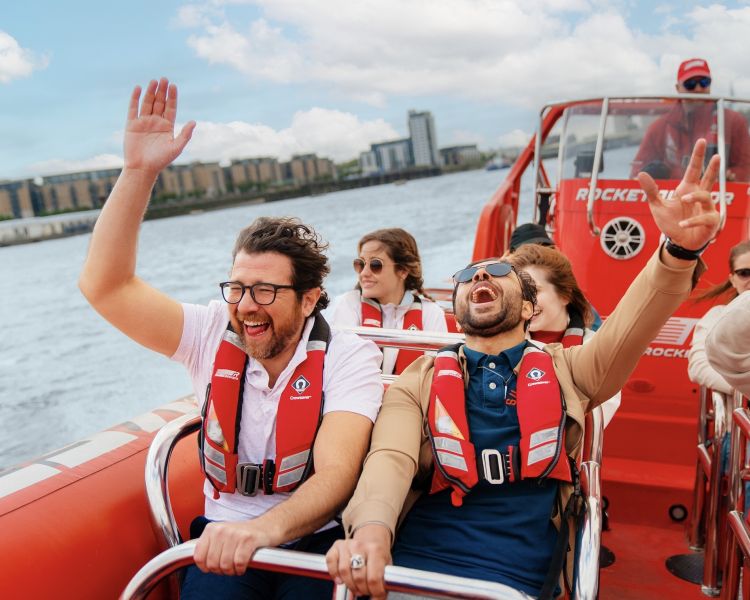 break the barrier 45 minute thames rockets speedboat experience