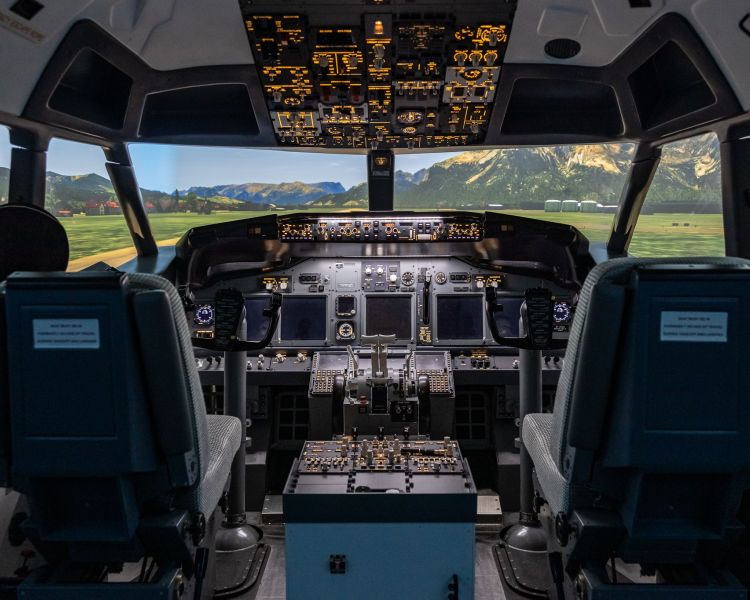 boeing 737-800 flight simulator experience