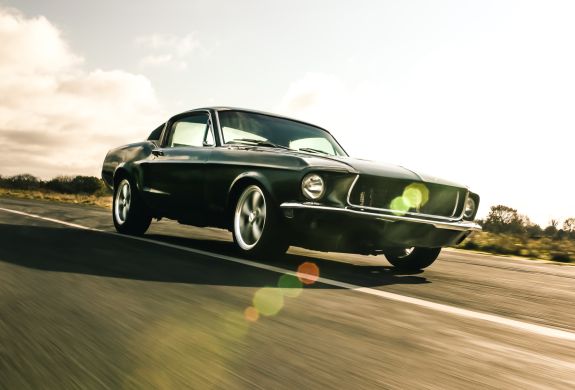 eleanor shelby gt500 mustang vs ford bullitt mustang driving experience