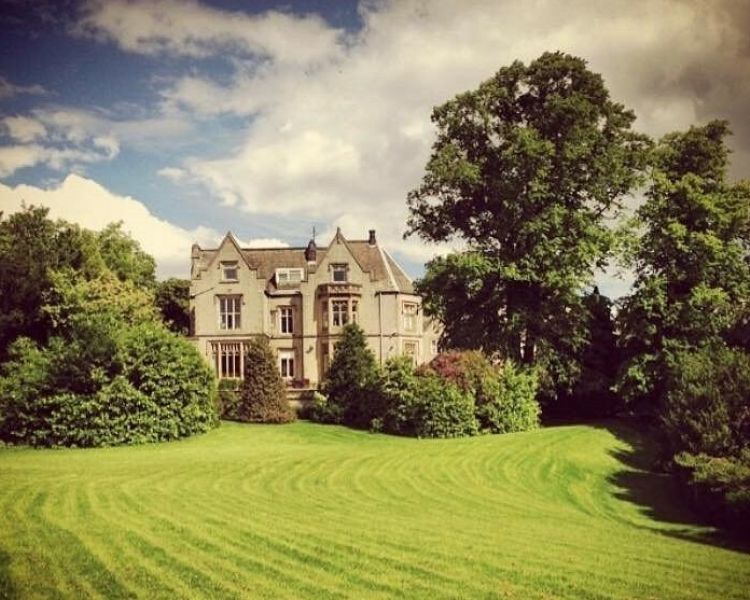 the standard kenwood hall hotel for a murder mystery weekend experience