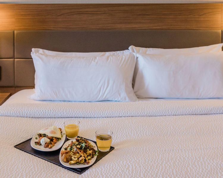 White pillow bed 1