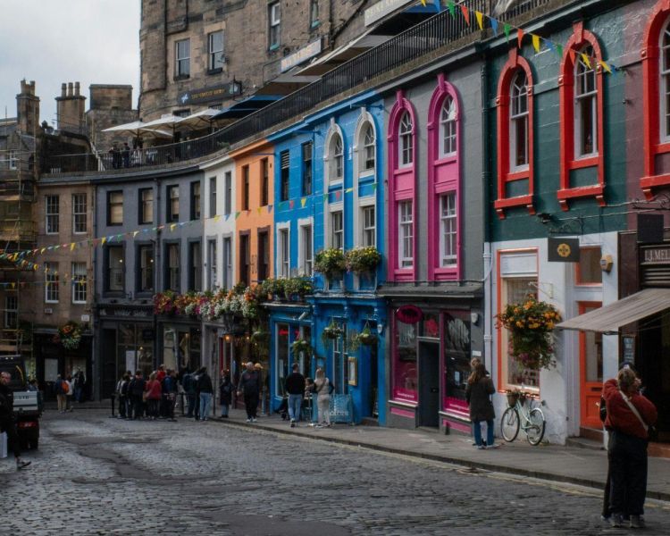 Edinburgh street scene