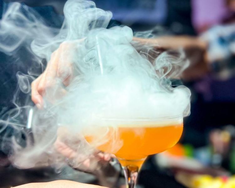 cocktail class in london
