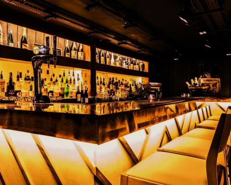 cocktail class in london