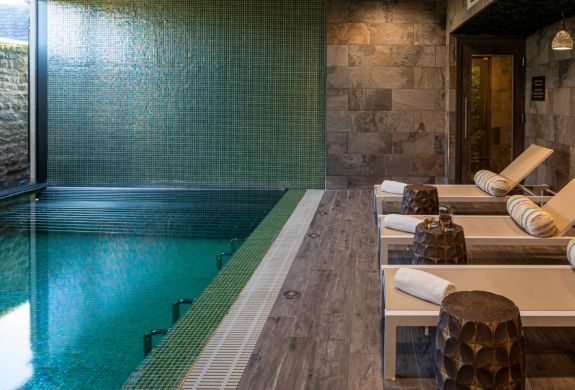 Swinton country club pools