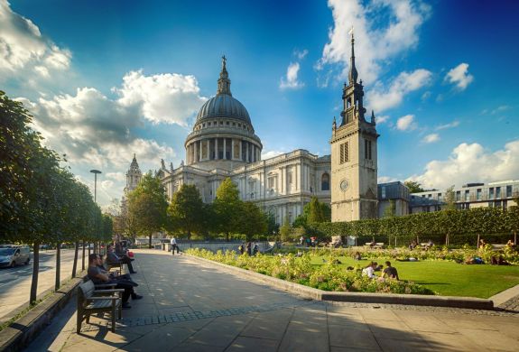 Exterior of St Pauls Cathedral from the SE