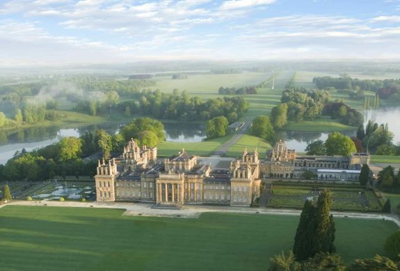 blenheim palace visit and cotswold sightseeing coach tour