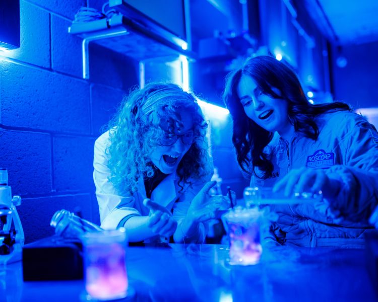 immersive cocktail experience at avora london