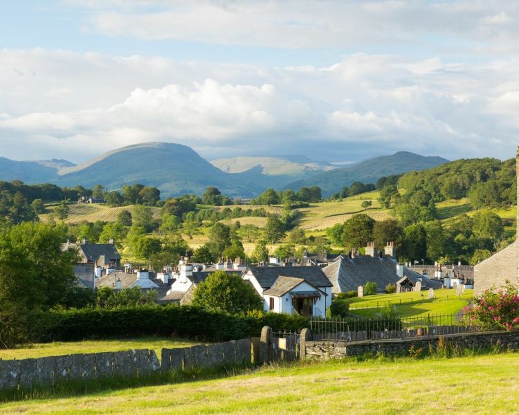 the lake district with cruise, cream tea and hotel stay