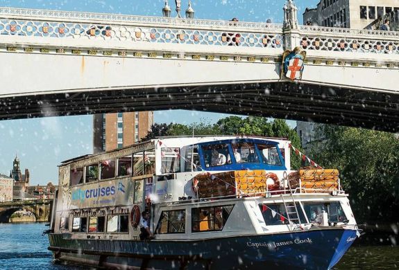 festive york river cruise