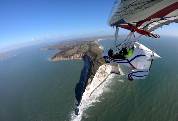 learn how to fly a microlight