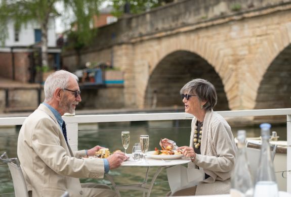 oxford river cruise with meal at the folly restaurant