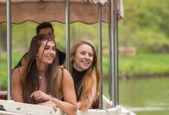 luxury boat hire experience in oxford
