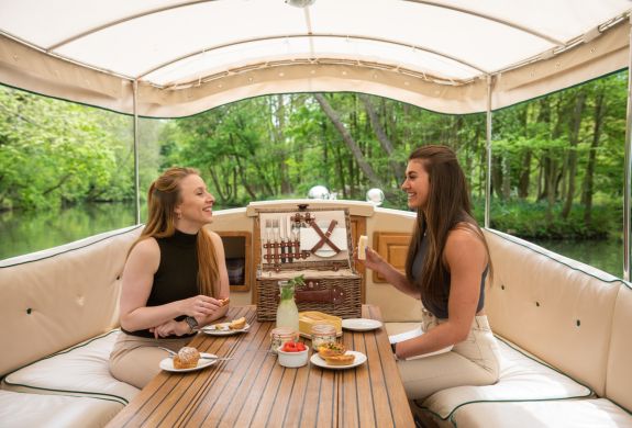oxford river cruise with picnic lunch