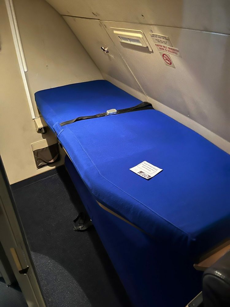 fly a real boeing 747 aircraft simulator