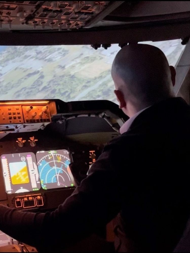 fly a real boeing 747 aircraft simulator