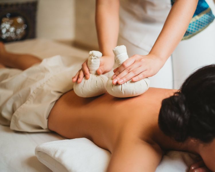 YR9 2744c min