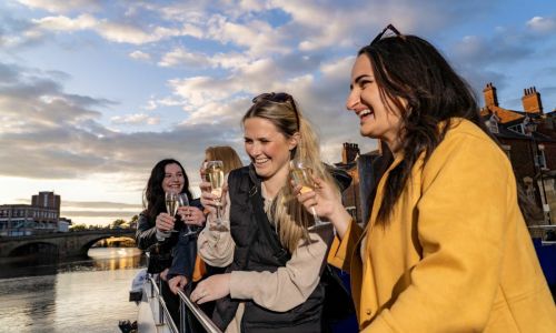 River cruise with prosecco