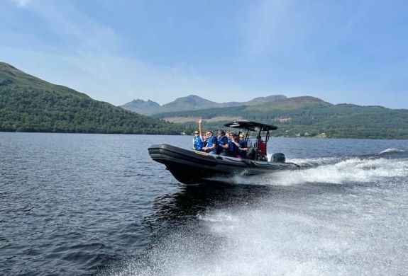 Loch lomond speedboat passengers