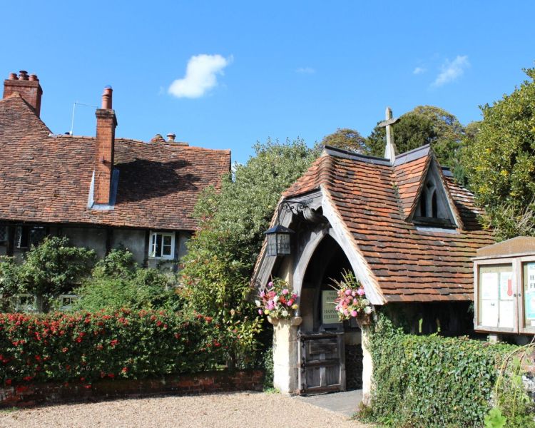 Village of hambledon seen on a midsomer murders coach tour
