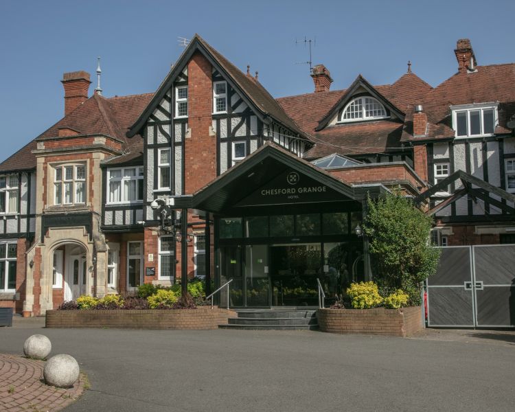 Exterior shot of chesford grange q hotels warwick