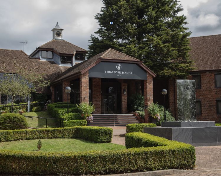 Exterior shot of q hotels stratford manor in stratford upon avon
