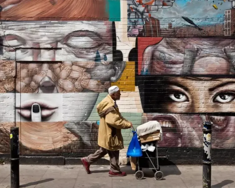 wall murals seen on a london street art and food taste of diversity tour