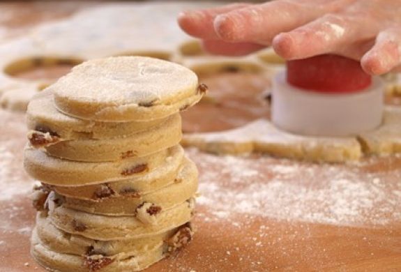 Making welsh cakes