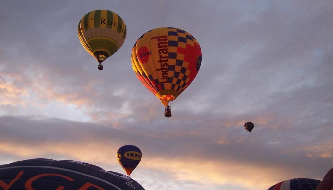 hot air balloons