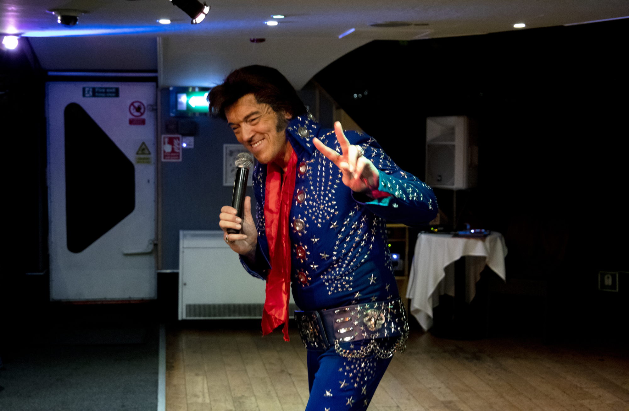 london elvis tribute river cruise